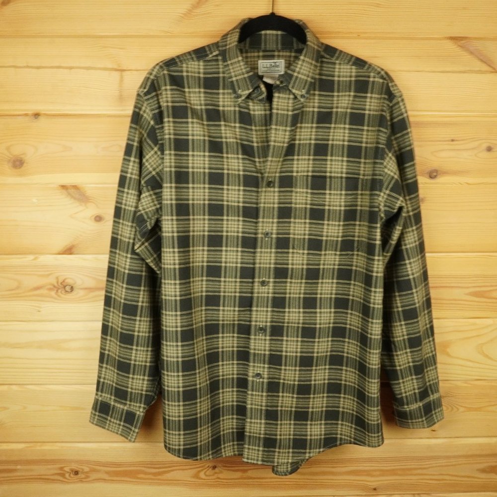 LL Bean Tan and Brown‎ Plaid Button Up Shirt Size Small